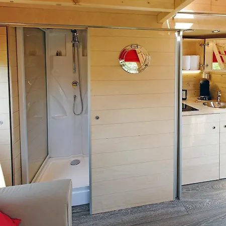 假日公园 Carres D'etoiles De La Paleine 勒皮圣母院