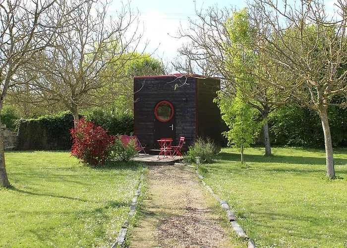 פארק נופש Carres D'etoiles De La Paleine Le Puy-Notre-Dame